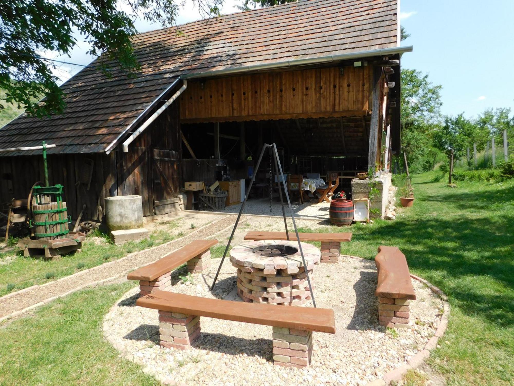 Korkostolo Vendeghazak Appartement Aggtelek Buitenkant foto